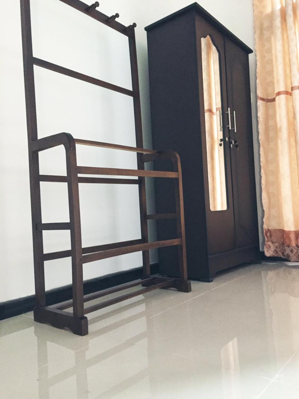 Anthony Guesthouse Hikkaduwa Buitenkant foto